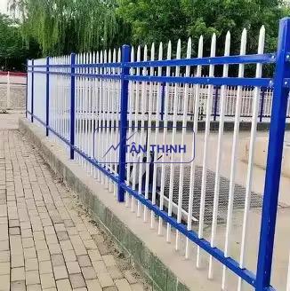 Hàng rào thép hộp vỉa hề sơn tĩnh điện Hàng rào thép hộp vỉa hề sơn tĩnh điện