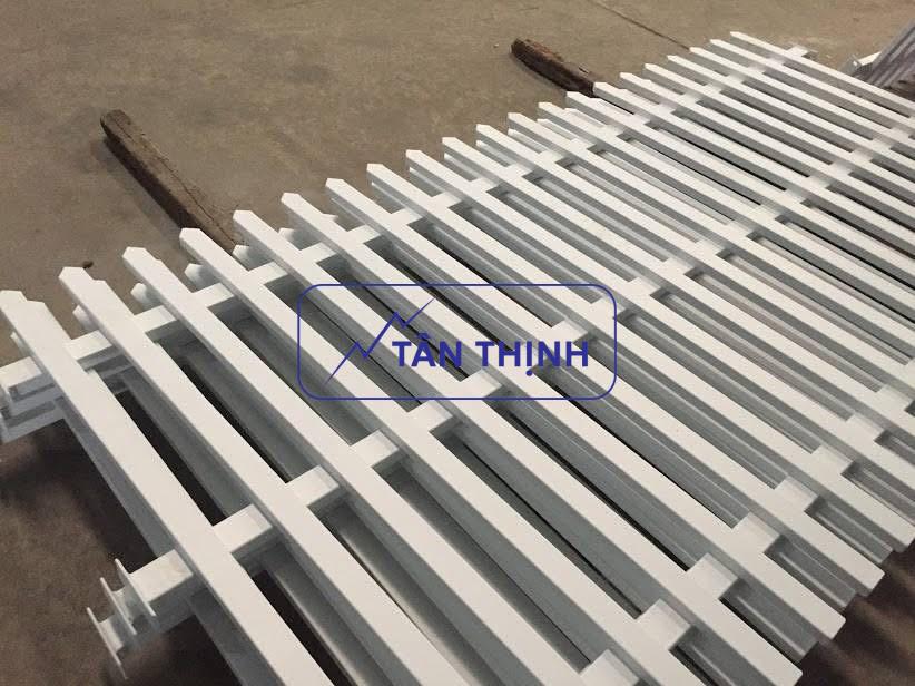 Hàng rào thép hộp sơn tĩnh điện cho khu công nghiệp Hàng rào thép hộp sơn tĩnh điện cho khu công nghiệp